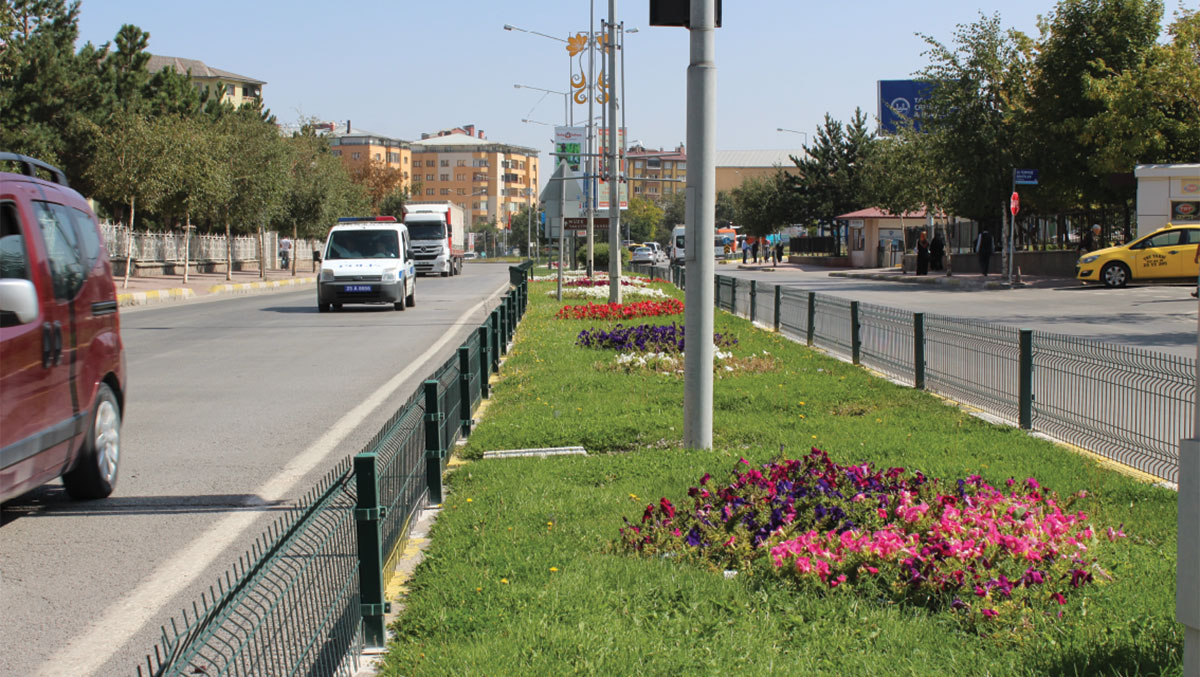 Erzurum yeni bitki örtüsü ile donatıldı